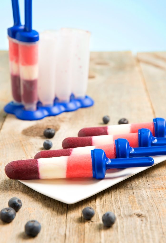red_white_and_blueberry_popsicles.jpg